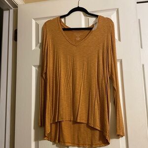 AE long sleeve with tags​